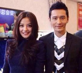 明星都爱亲孩子,亲亲宝贝，爱意满满