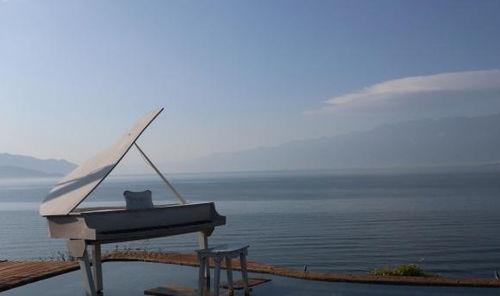 洱海双廊网红拍照,网红打卡圣地，光影交织的美丽瞬间