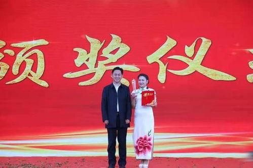 民间网红画家有哪些,民间网红画家的崛起与影响力