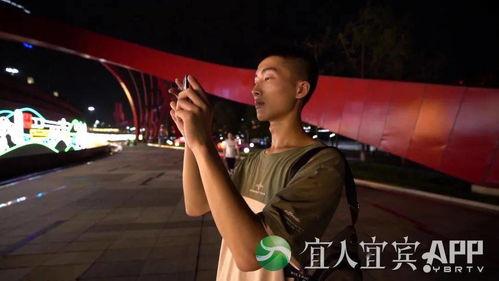 宜宾网红扬少,从街头艺人到网络红人的蜕变之路