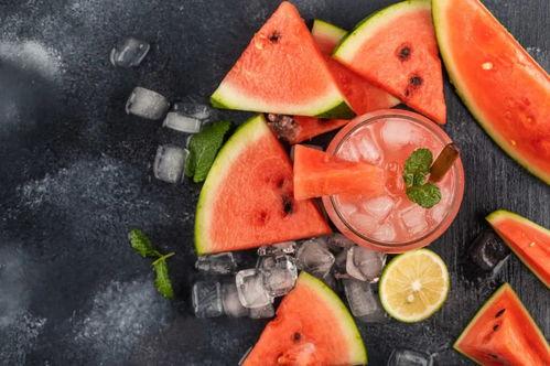 吃瓜进群,揭秘网络社交圈的“瓜群”现象