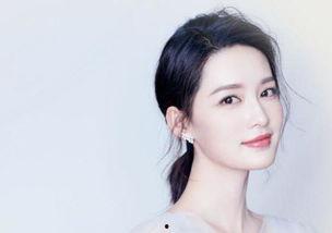 李姓小花明星,星光熠熠的璀璨人生