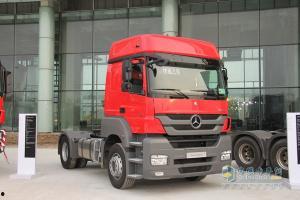 上海小货车新闻头条,安全警示引发社会关注