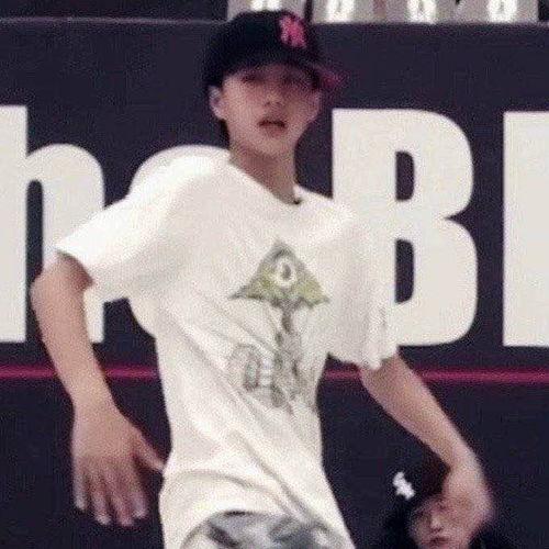 娱乐圈王一博最新吃瓜,娱乐圈再掀波澜！